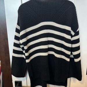 Old Navy Black and White Striped Sweater